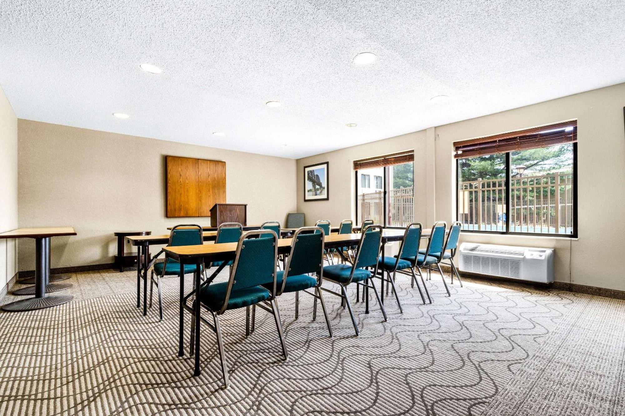 Comfort Inn Evansville East Екстериор снимка