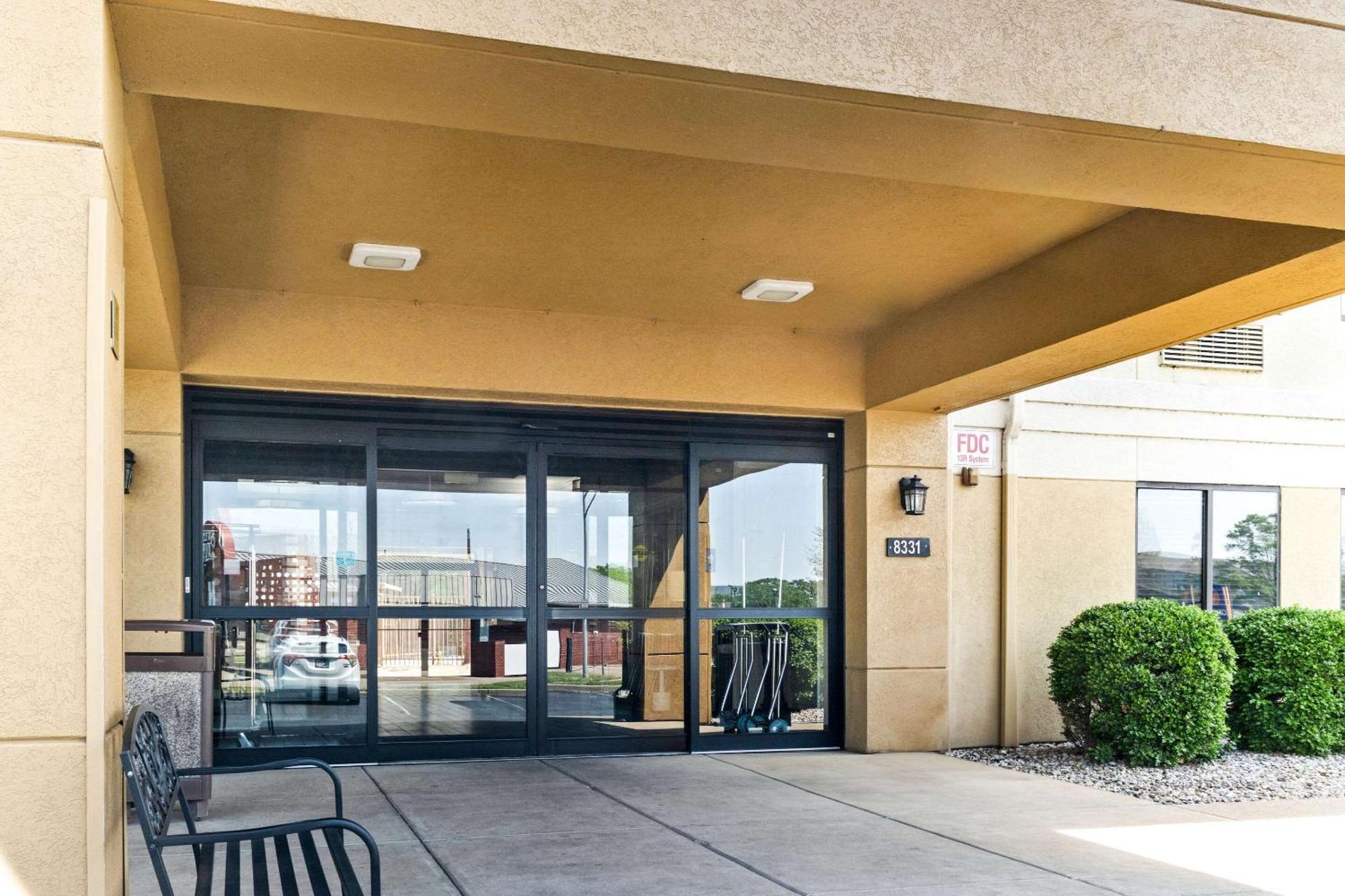 Comfort Inn Evansville East Екстериор снимка